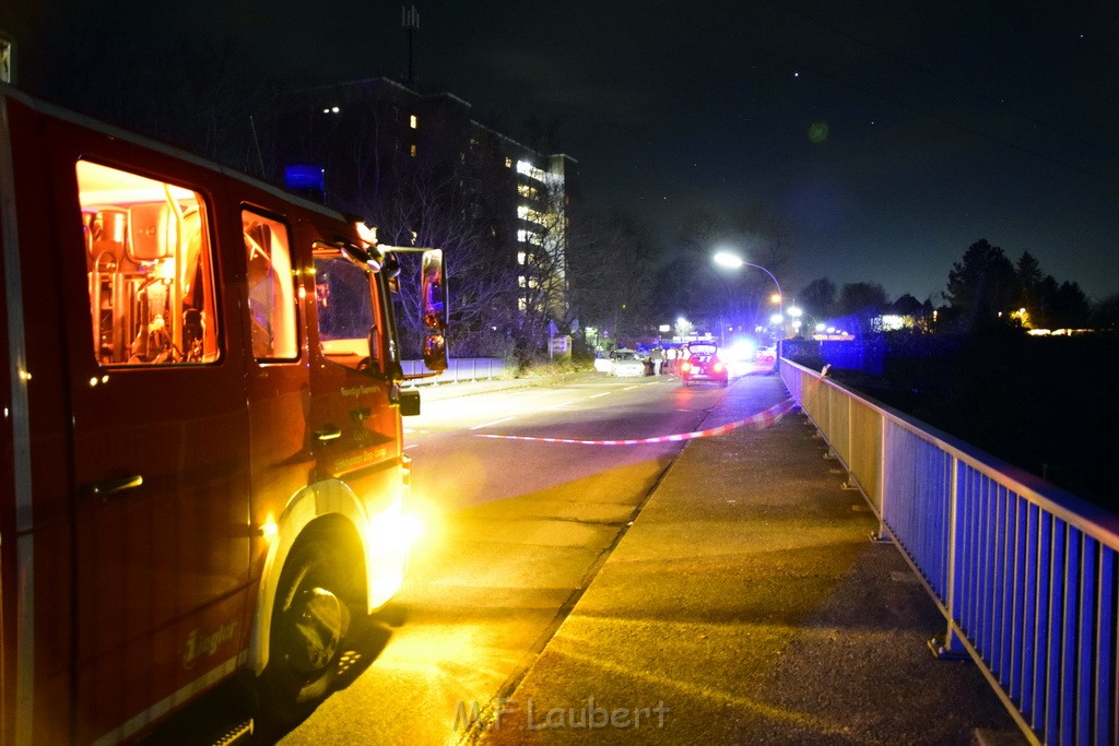 VU Schlaegerei Schiesserei Koeln Porz Gremberghoven Ratherstr P09.JPG - Miklos Laubert